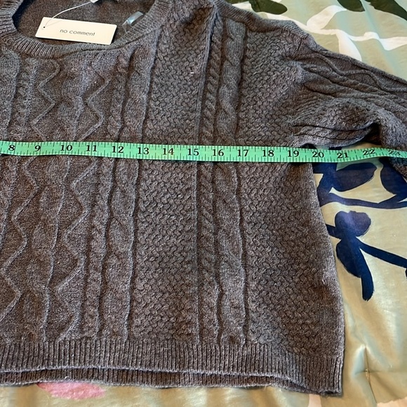 Super soft cable knit sweater and matching skirt set - Picture 3 of 8